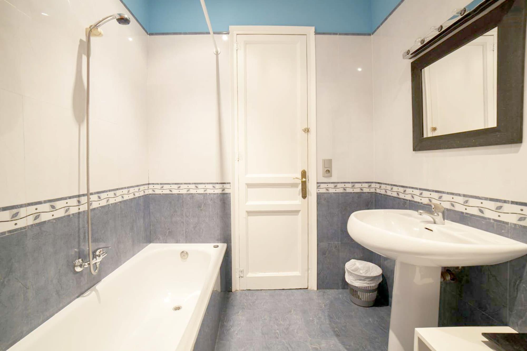 Sagrada266 By Chicstays Barcelona Bagian luar foto